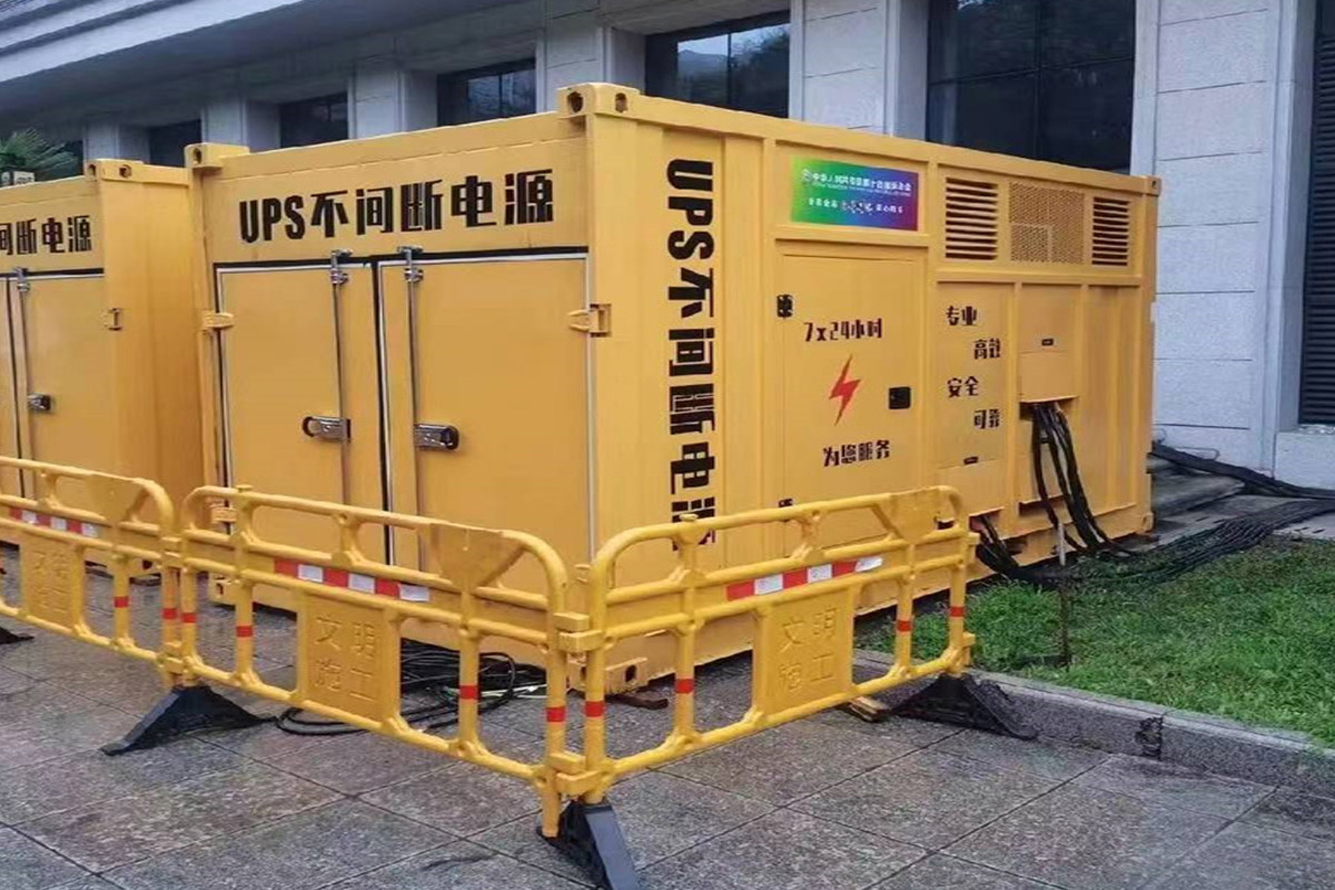 灵川发电机租赁施工现场